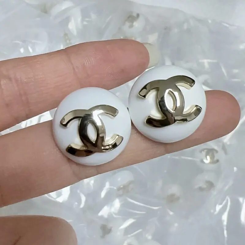 chanel boucles doreilles pour femme s_1205473